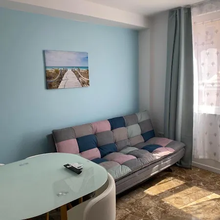 Del Mar One Bed Flat Apartment *